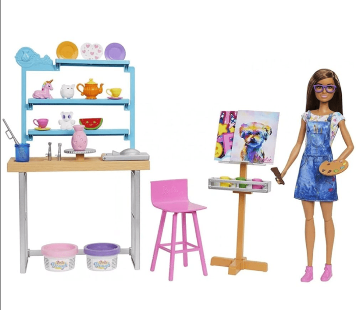 Barbie Sanat Atölyesi Oyun Seti HCM85 - 3