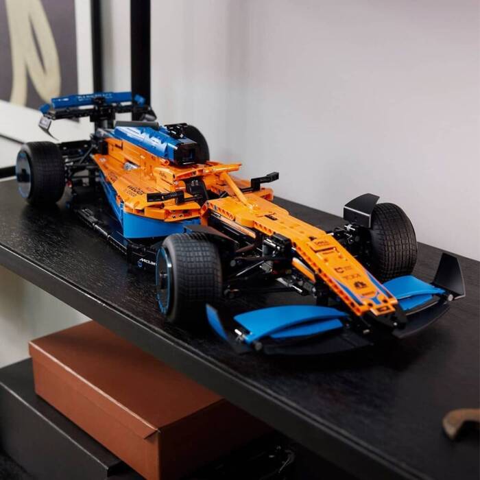 LEGO Technic McLaren Formula 1 Yarış Arabası 42141 - 2